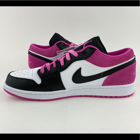 jordan 1 low se fuchsia